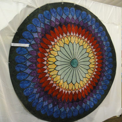 Made by Marcia Switzer & quilted by Chris Landis, Viewer's Choice Art Bed Size