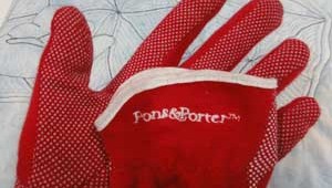 Product Review: Fons and Porter Machine Quilting Grip Gloves